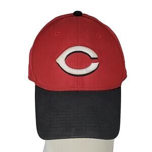 Nike Cincinnati Reds Embroidered Baseball Hat